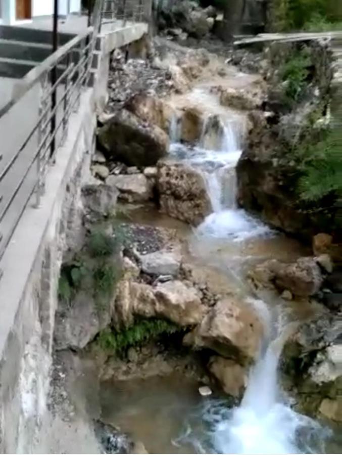 Hotel Studioz Sahastradhara Dehradun Exterior photo