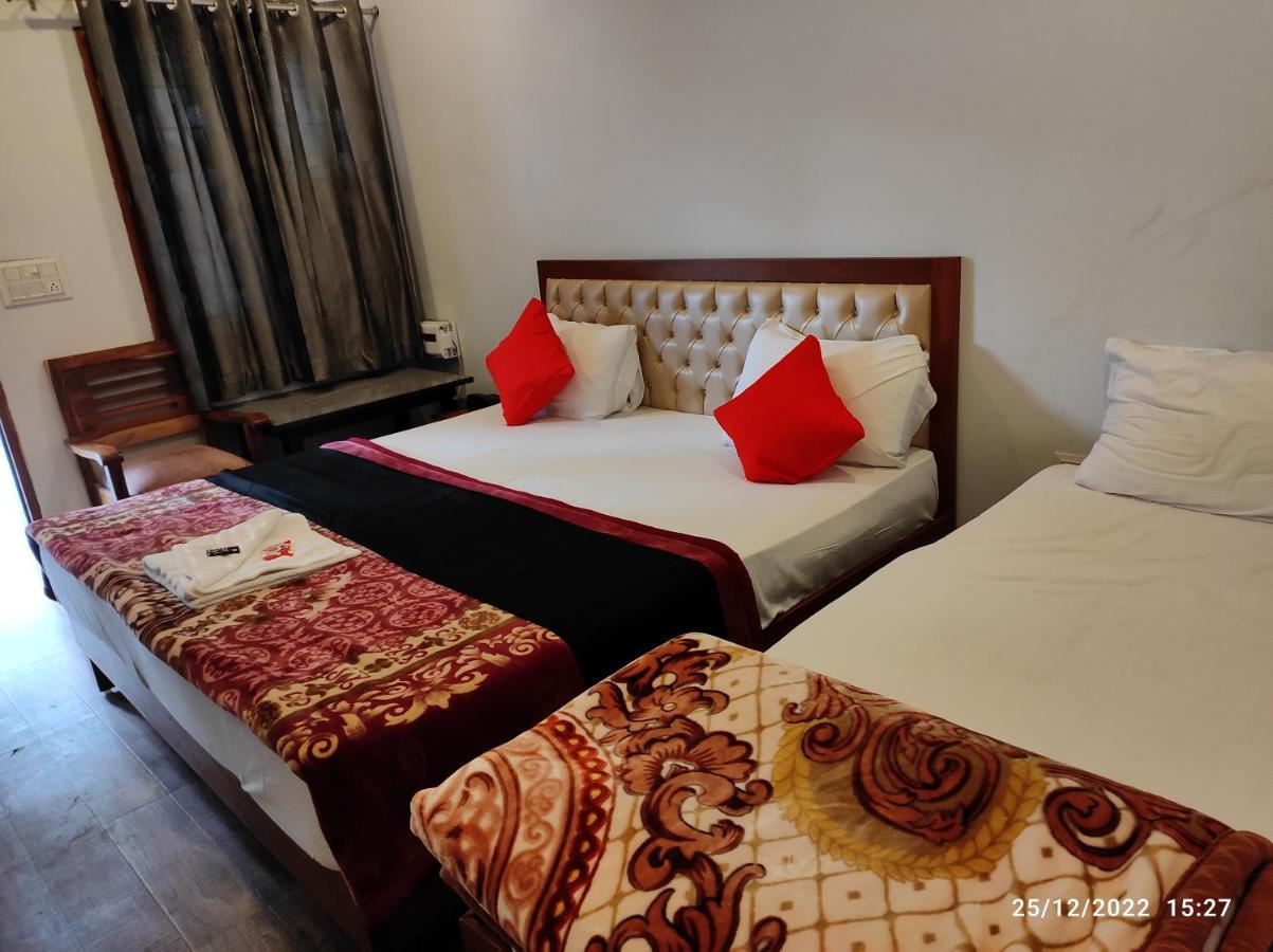 Hotel Studioz Sahastradhara Dehradun Exterior photo