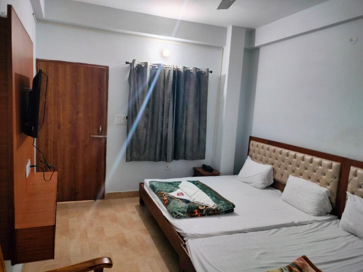 Hotel Studioz Sahastradhara Dehradun Exterior photo
