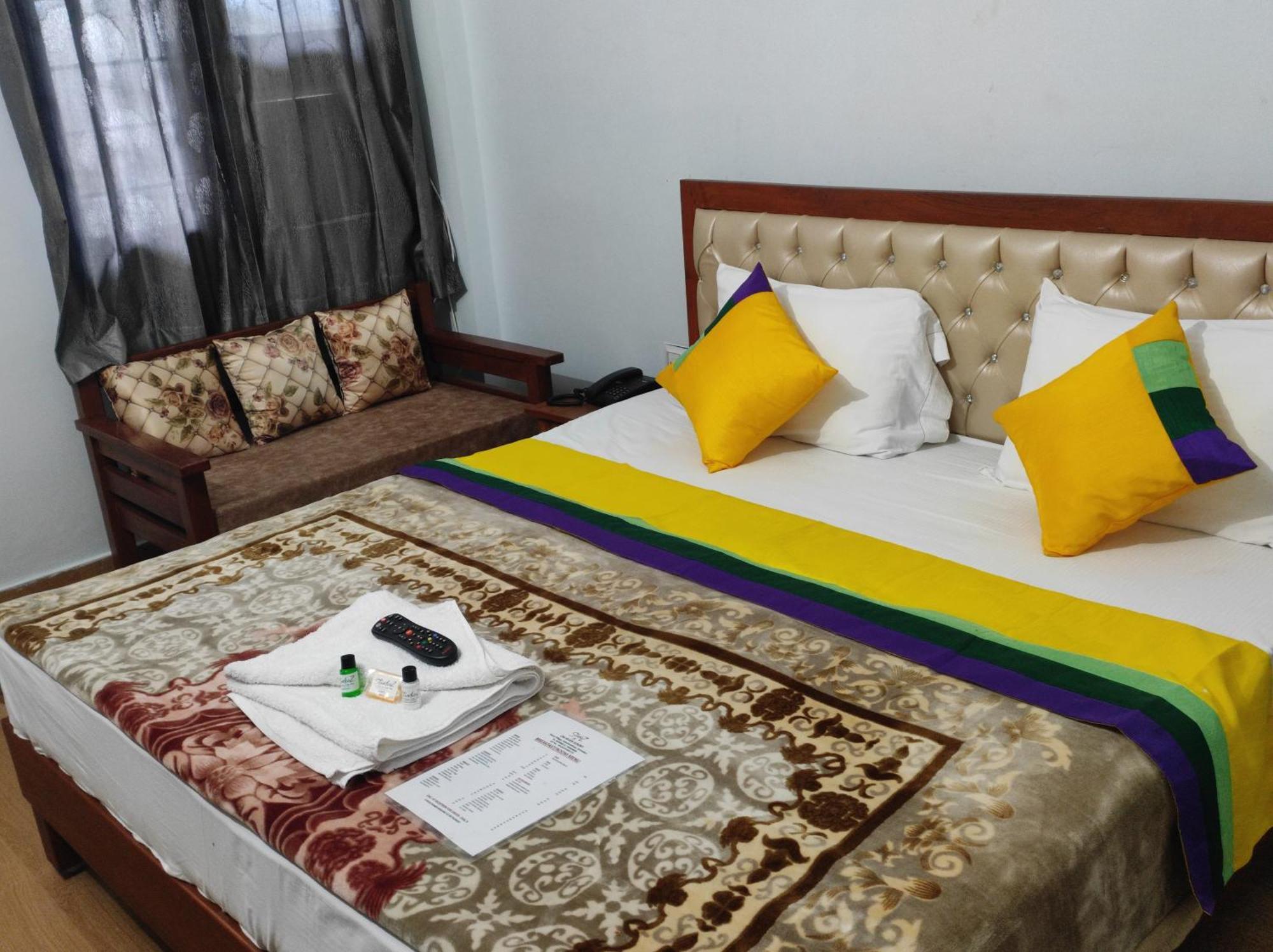 Hotel Studioz Sahastradhara Dehradun Exterior photo